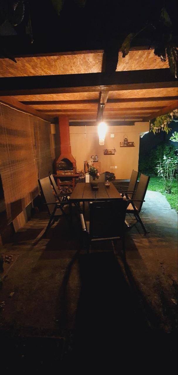 Tobislavac Zg Appartement Zagreb Buitenkant foto